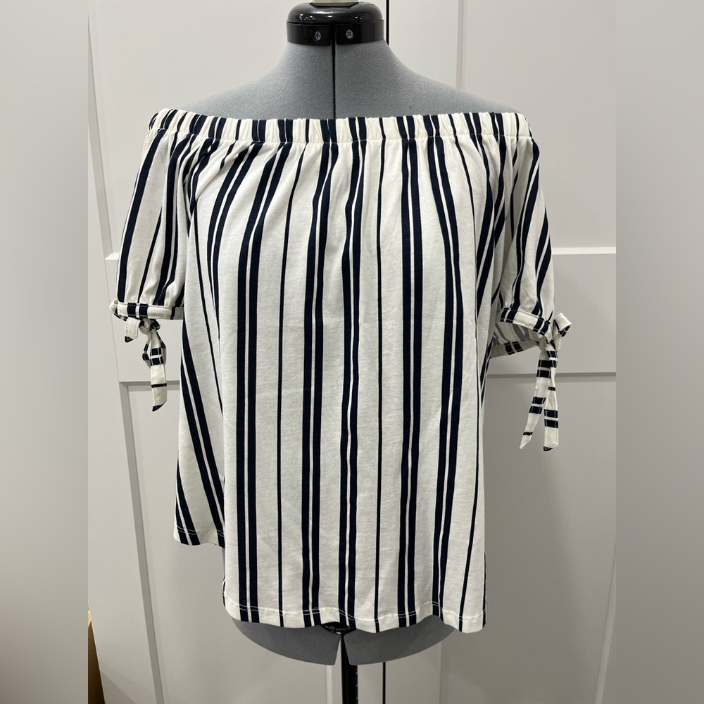 H&M Asymmetrical Tie Front Blouse White Black